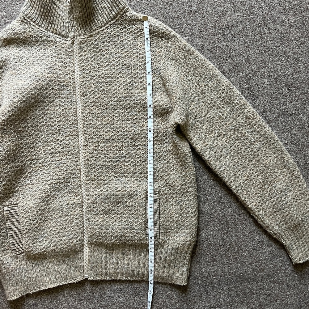 Vintage LL Bean 100% Wool Zip Up Cardigan Knit Sweater Beige Women M Made In USA - Picture 9 of 12